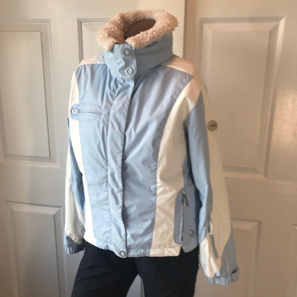 Nils Ski/Snowboard Jacket with hidden helmet hood